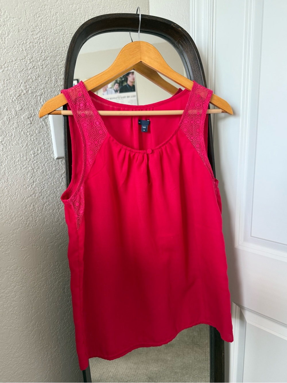GAP Lace-Trim Sleeveless Blouse
